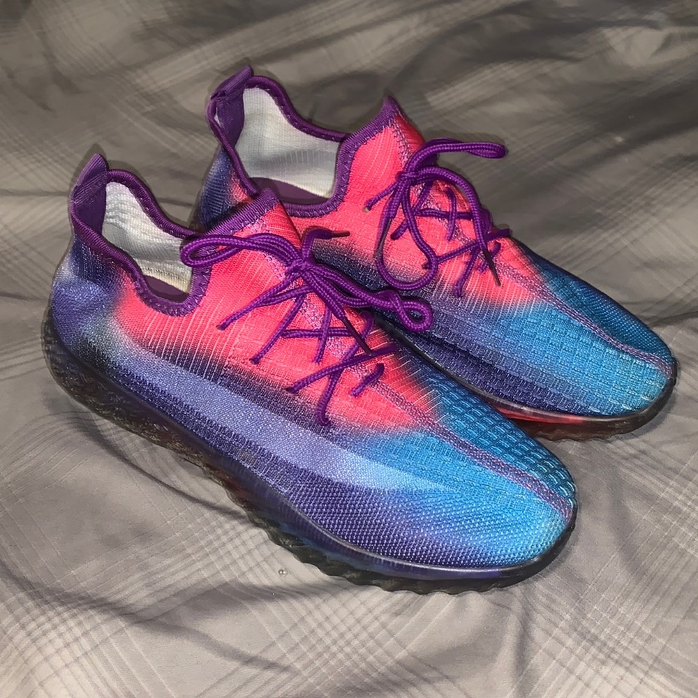 Women’s Running Shoes